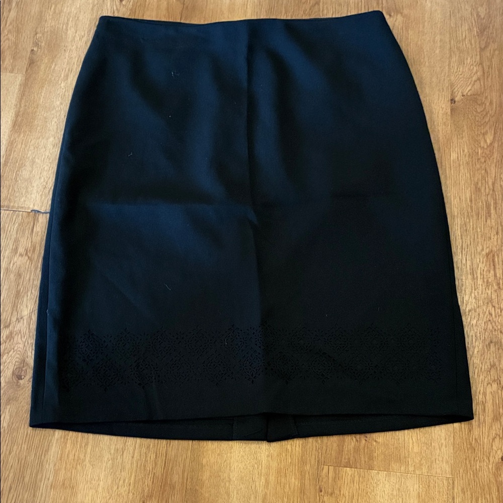 Banana Republic Classic‎ Black Pencil Skirt